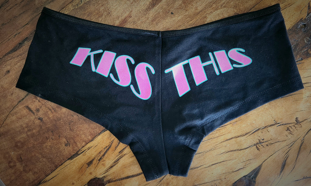 KISS THIS booty shorts – Thug, Inc